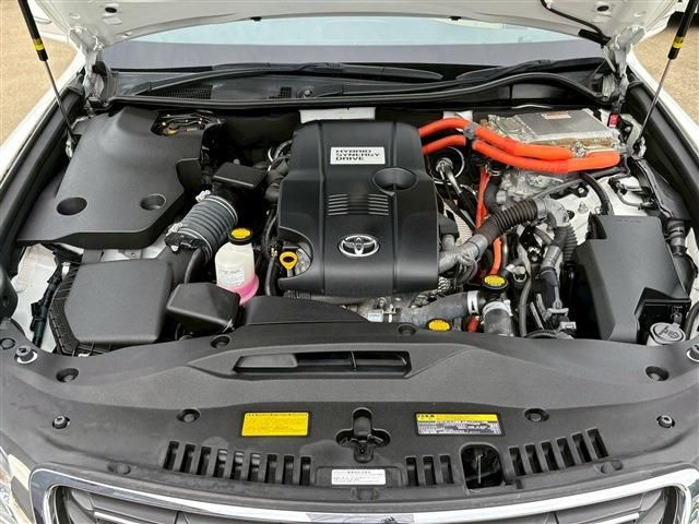 TOYOTA CROWN SEDAN HYBRID 2014 Image 31