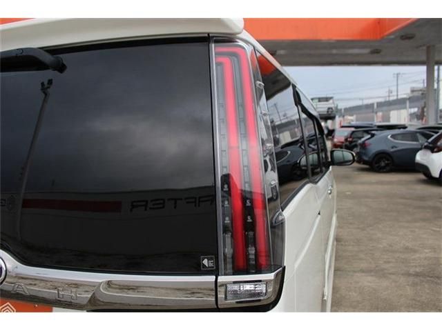 TOYOTA NOAH 2018 Image 31