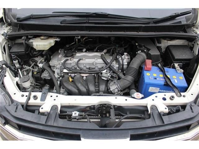 TOYOTA NOAH 2018 Image 31