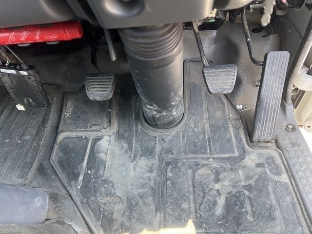 ISUZU ELF 2019 Image 31