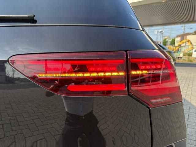 VOLKSWAGEN GOLF 2023 Image 31