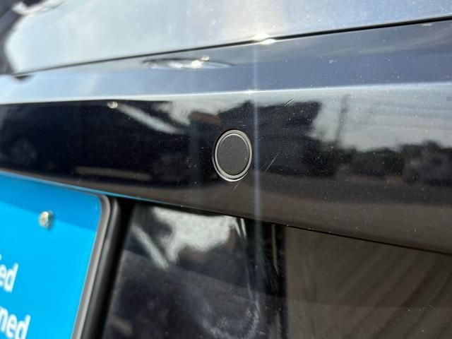 VOLKSWAGEN GOLF 2023 Image 31