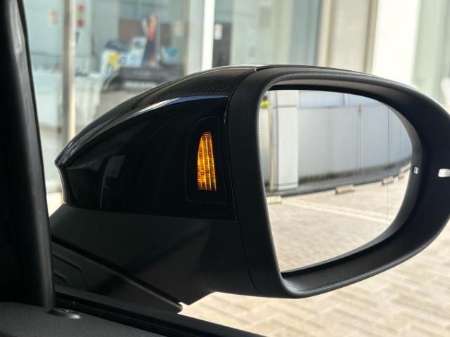 VOLKSWAGEN GOLF 2023 Image 31