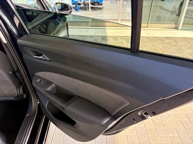 VOLKSWAGEN GOLF 2023 Image 31