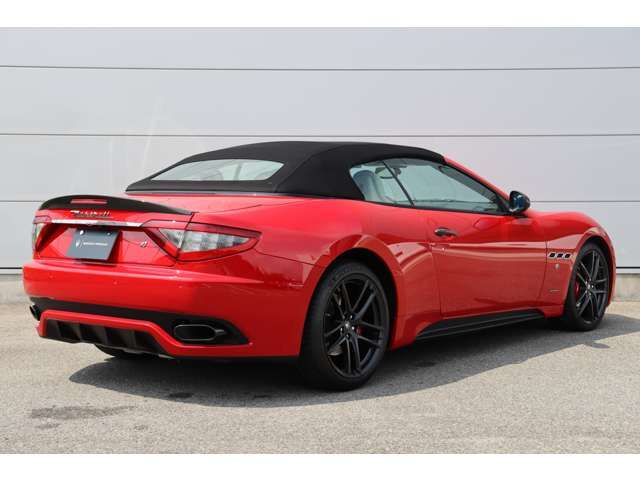 MASERATI GRANCABRIO 2015 Image 31