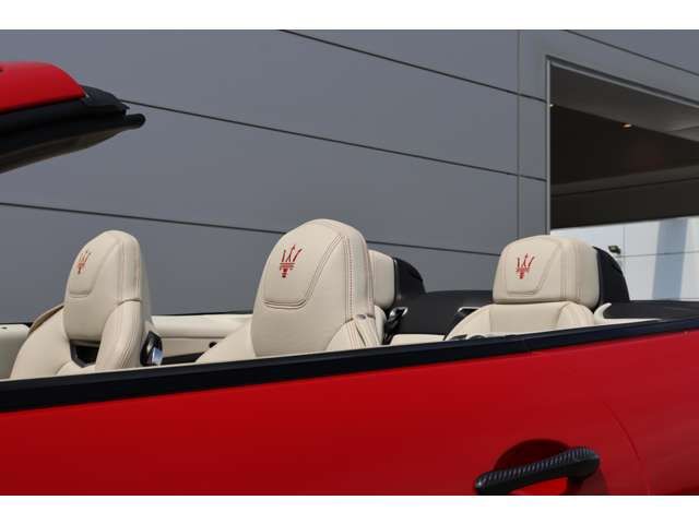 MASERATI GRANCABRIO 2015 Image 31