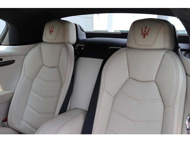 MASERATI GRANCABRIO 2015 Image 31