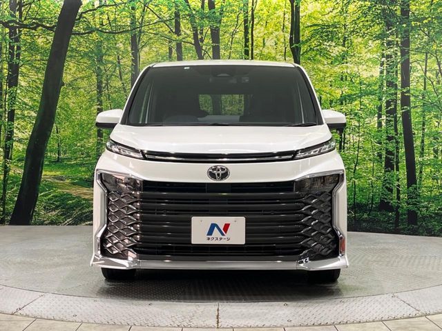 TOYOTA VOXY 2022 Image 31