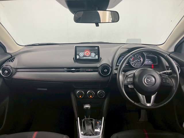 MAZDA DEMIO 2014 Image 31