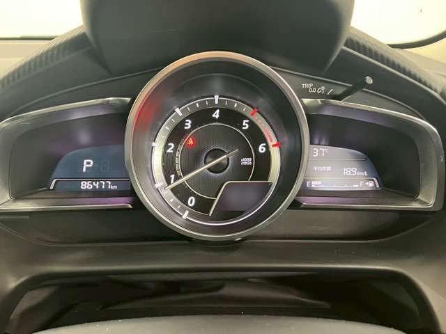 MAZDA DEMIO 2014 Image 31