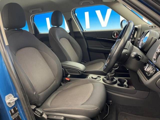 BMW MINI COOPER D CR 2017 Image 31