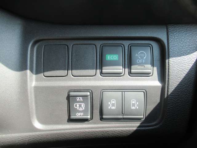 NISSAN SERENA  S-HYBRID 4WD 2018 Image 31