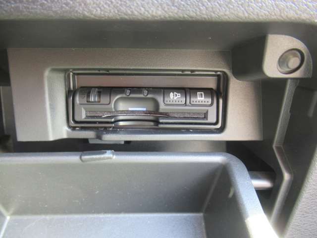 NISSAN SERENA  S-HYBRID 4WD 2018 Image 31