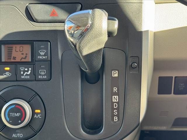 DAIHATSU TANTO 2014 Image 31