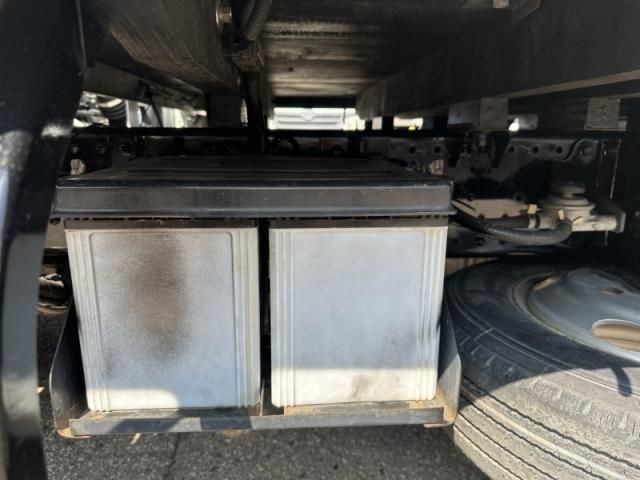 ISUZU ELF 2017 Image 31