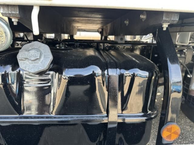 ISUZU ELF 2017 Image 31