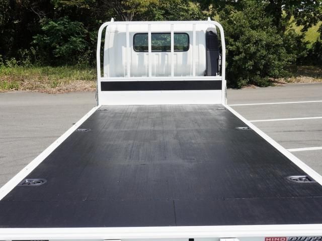 HINO DUTRO 2020 Image 31