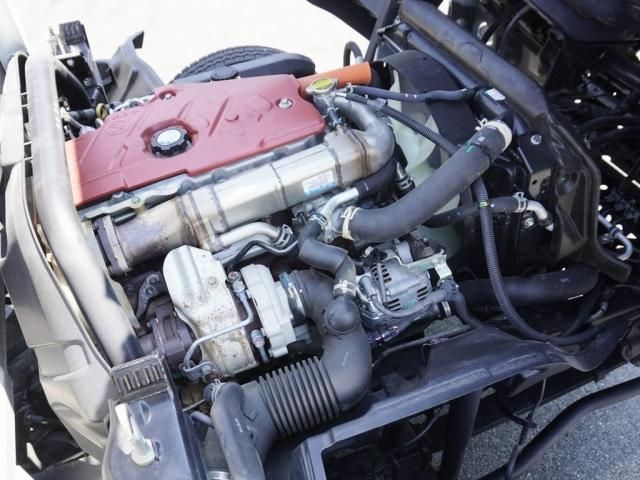 HINO DUTRO 2020 Image 31