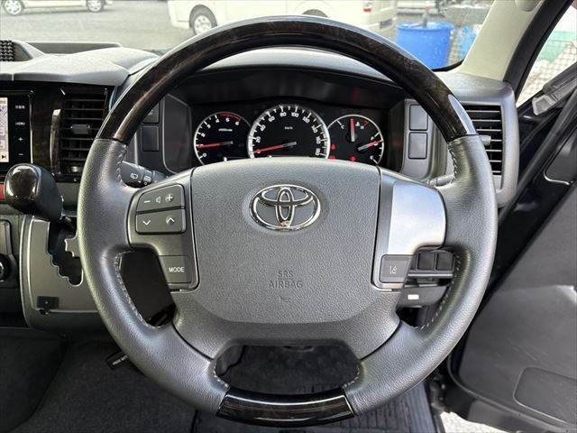 TOYOTA REGIUSACE VAN 4WD 2018 Image 31