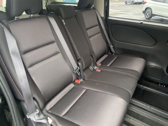 NISSAN SERENA  S-HYBRID 4WD 2017 Image 31