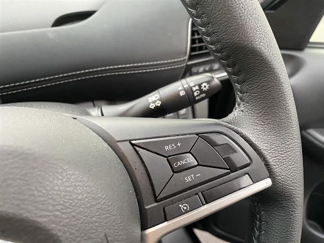 NISSAN SERENA  S-HYBRID 4WD 2017 Image 31