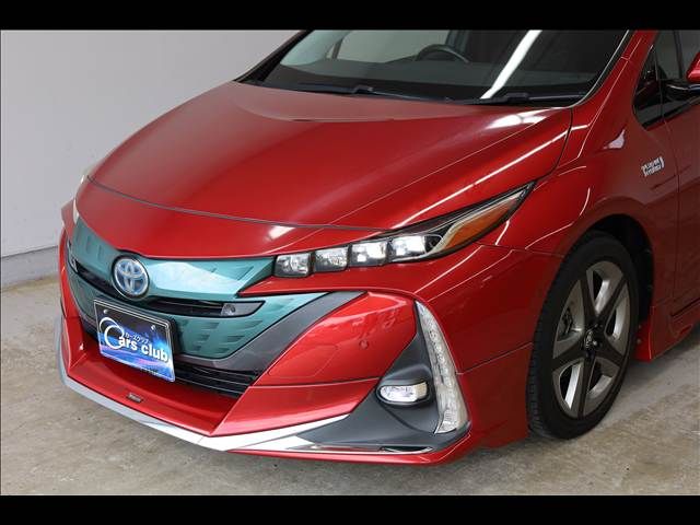TOYOTA PRIUS PHV 2017 Image 31