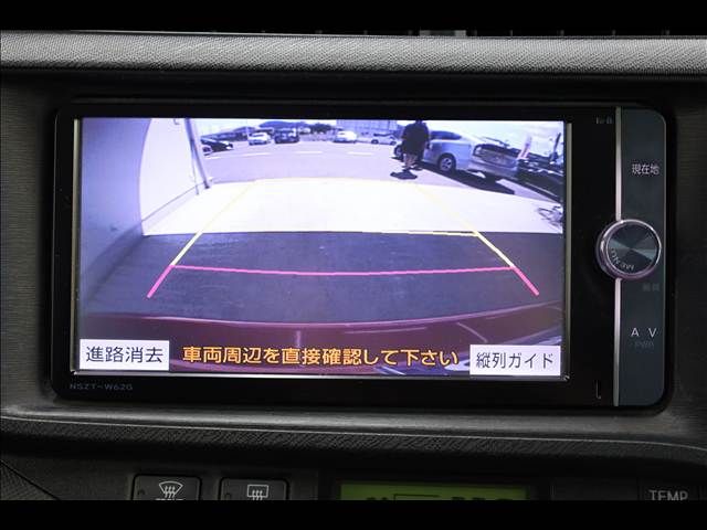 TOYOTA AQUA 2013 Image 31