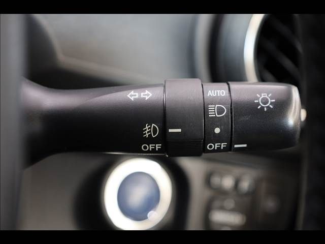 TOYOTA AQUA 2013 Image 31