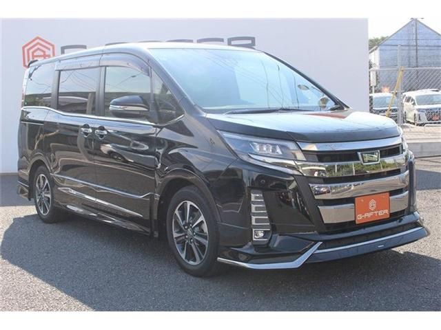 TOYOTA NOAH 2018 Image 31
