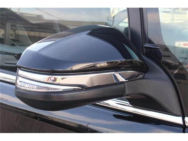 TOYOTA NOAH 2018 Image 31