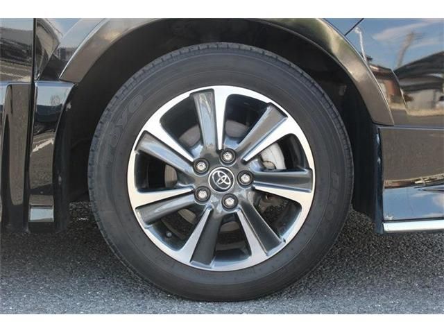 TOYOTA NOAH 2018 Image 31