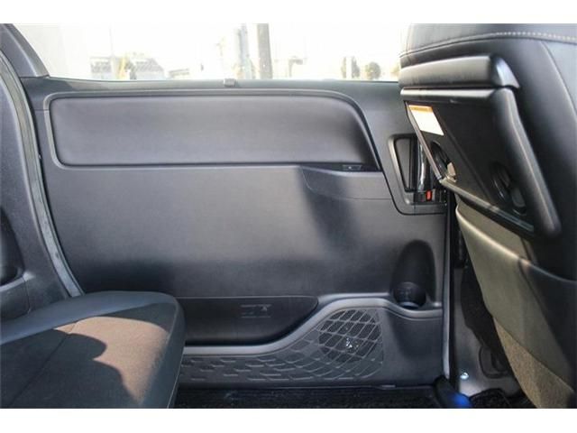 TOYOTA NOAH 2018 Image 31