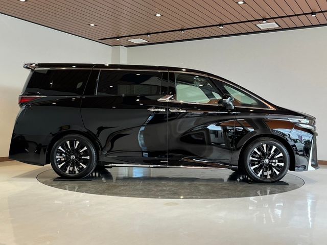 TOYOTA VELLFIRE  HYBRID 2025 Image 31