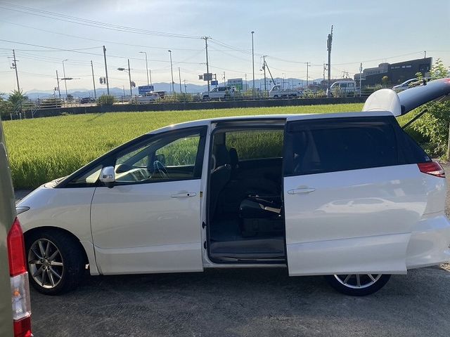 TOYOTA ESTIMA 2006 Image 31