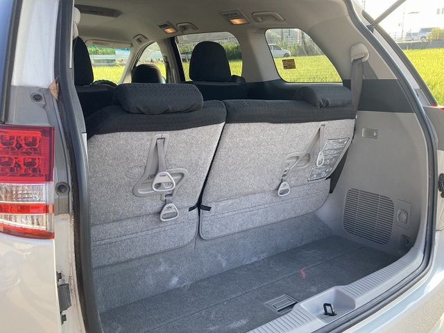 TOYOTA ESTIMA 2006 Image 31