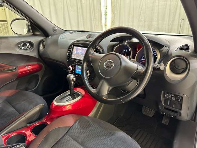 NISSAN JUKE 2012 Image 31