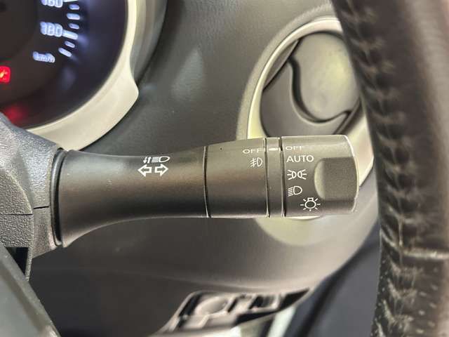 NISSAN JUKE 2012 Image 31