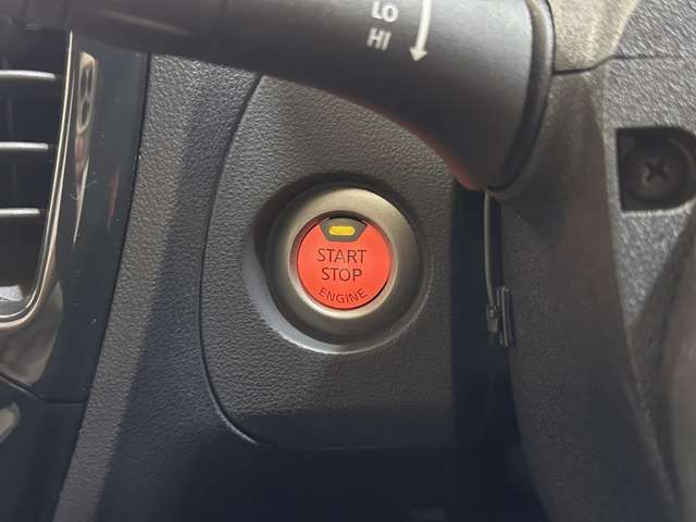 NISSAN JUKE 2012 Image 31