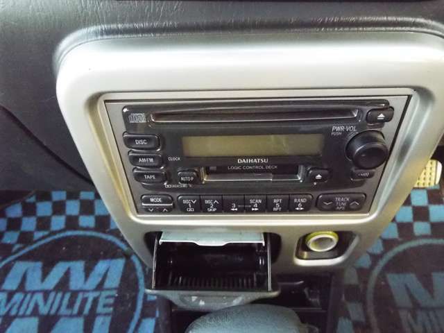 DAIHATSU MIRA GINO 2001 Image 31