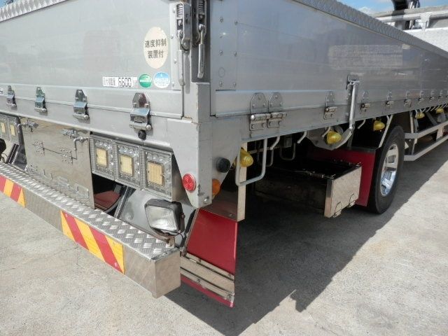 MITSUBISHI FUSOU FIGHTER 2014 Image 31