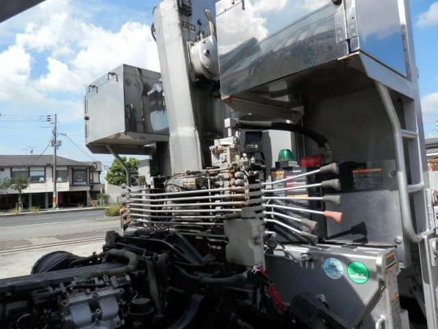 MITSUBISHI FUSOU FIGHTER 2014 Image 31