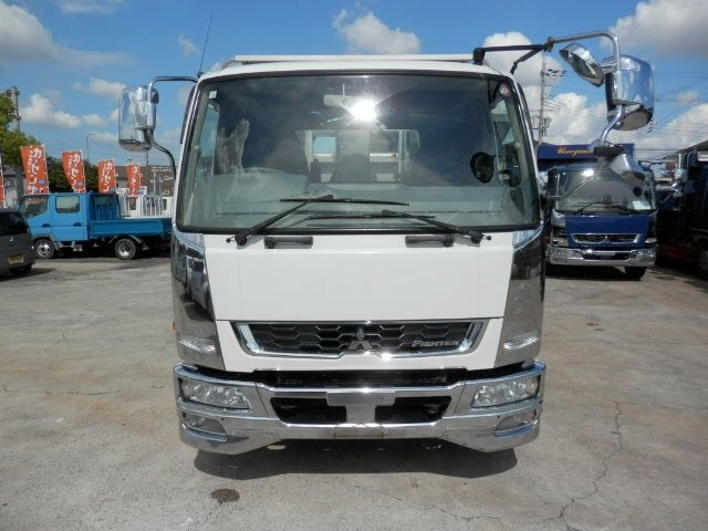 MITSUBISHI FUSOU FIGHTER 2014 Image 31