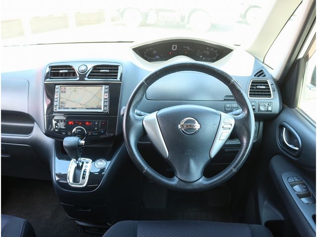 NISSAN SERENA  WG 2011 Image 31