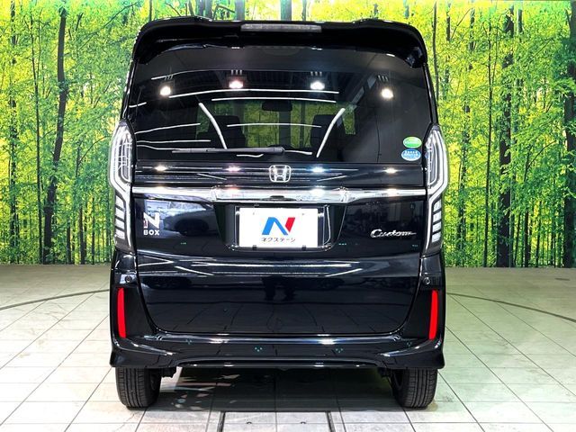 HONDA N BOX CUSTOM 4WD 2020 Image 31