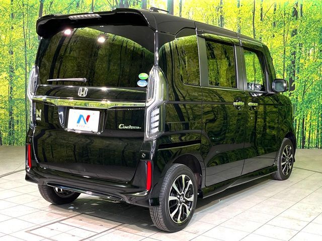 HONDA N BOX CUSTOM 4WD 2020 Image 31