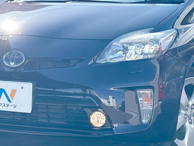 TOYOTA PRIUS 2013 Image 31