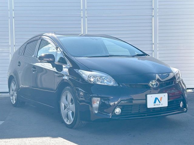 TOYOTA PRIUS 2013 Image 31