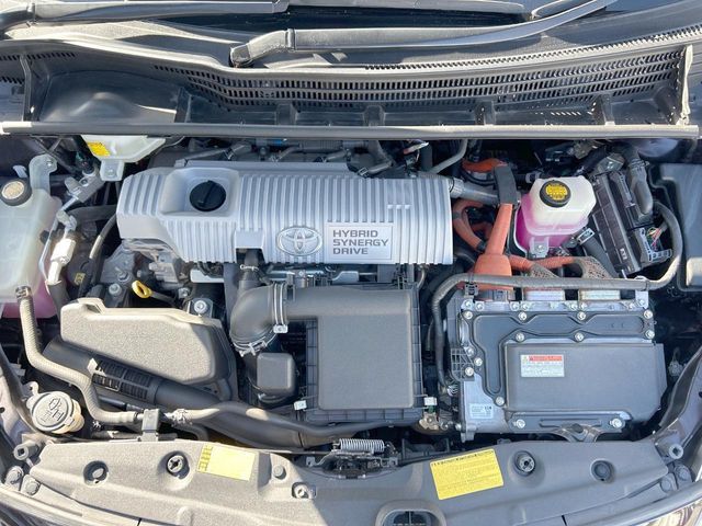 TOYOTA PRIUS 2013 Image 31