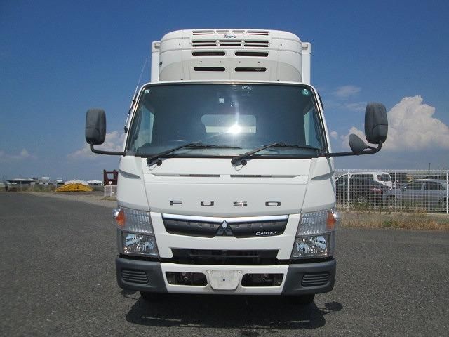 MITSUBISHI CANTER 2017 Image 31