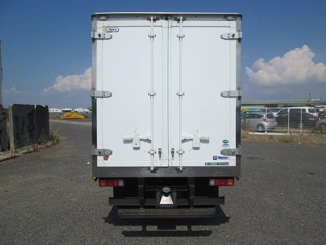 MITSUBISHI CANTER 2017 Image 31